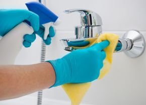 Чистење бања и тоалет